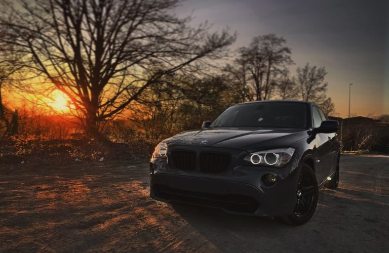 Four wheel drive or all wheel drive vehicle